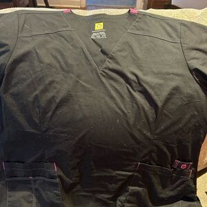 WonderWink Black Scrub Outfit with Yellow Tag